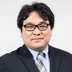 天王寺校（大学受験） 責任者 藤本 清正